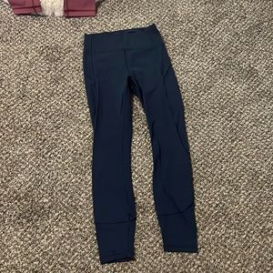 Navy lululemon aligns